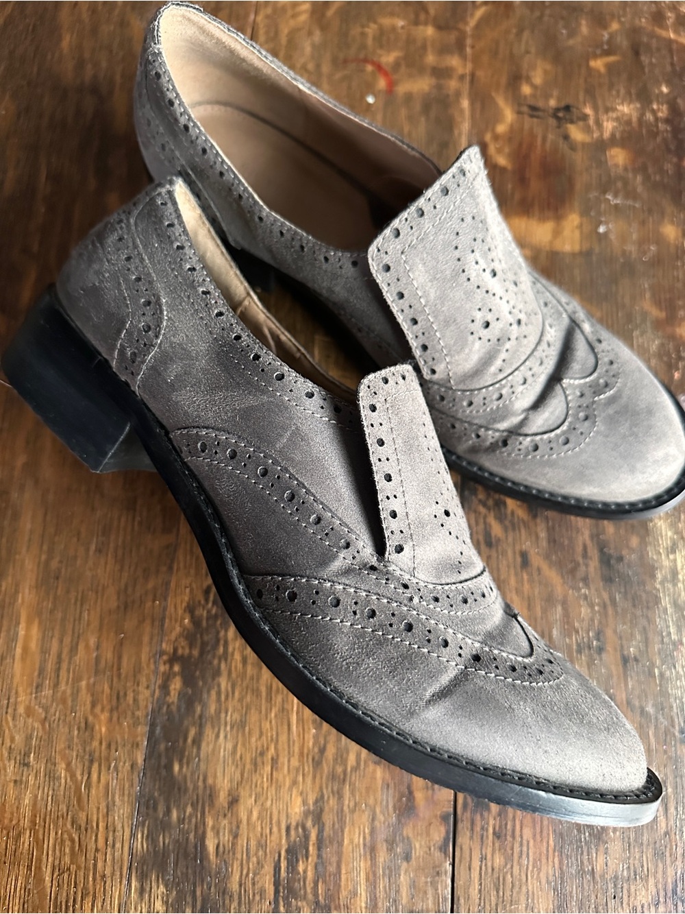 Adrienne Vittadini Suede Brogue Wingtip Women’s Slip-On Loafers | 8